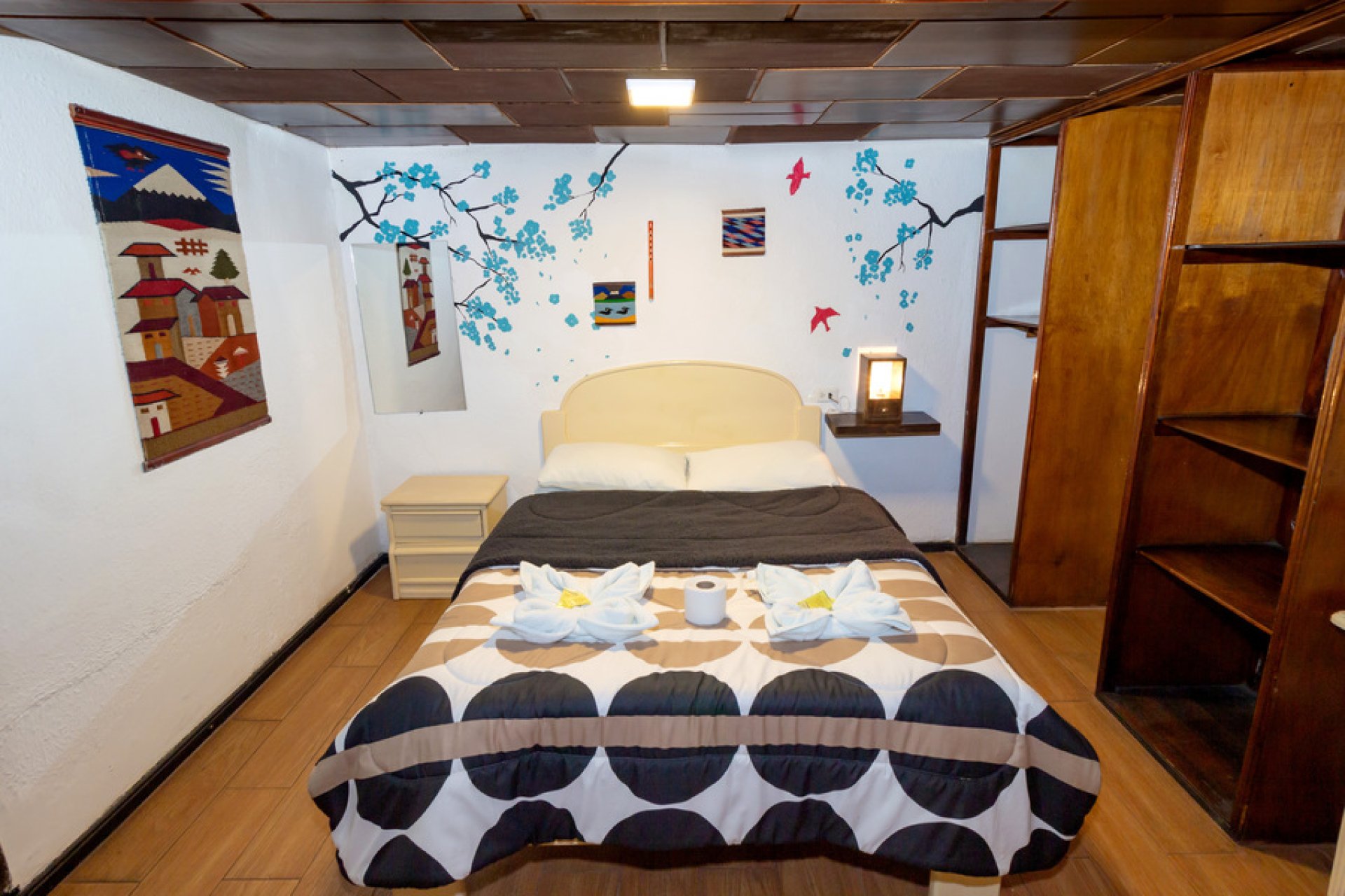 HabitaciÃ³n Matrimonial en BaÃ±os Ecuador